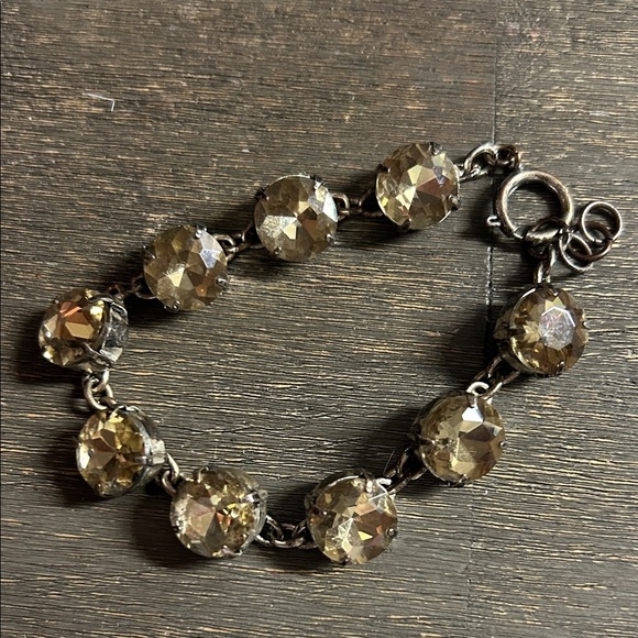 Large Round Champagne lightweight Gold-Toned Bracelet - Picture 1 of 2